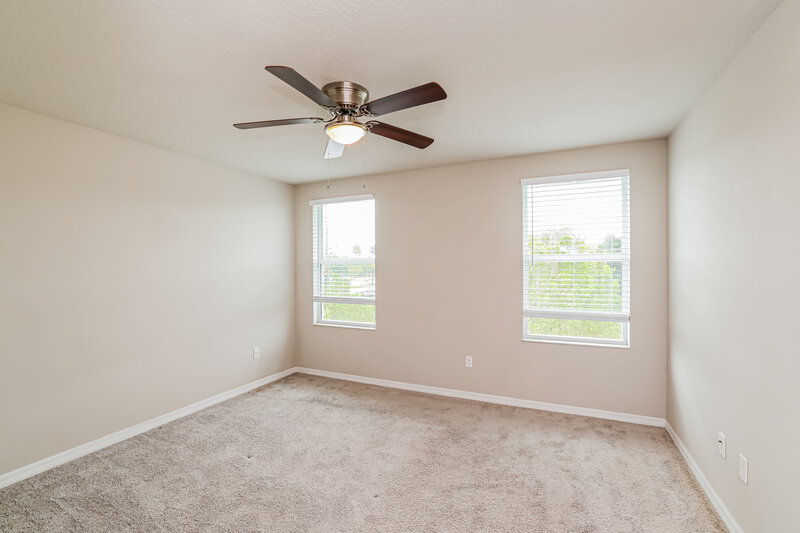 2,565/Mo, 3510 Joshua Tree St Palm Springs, FL 33461 Main Bedroom View