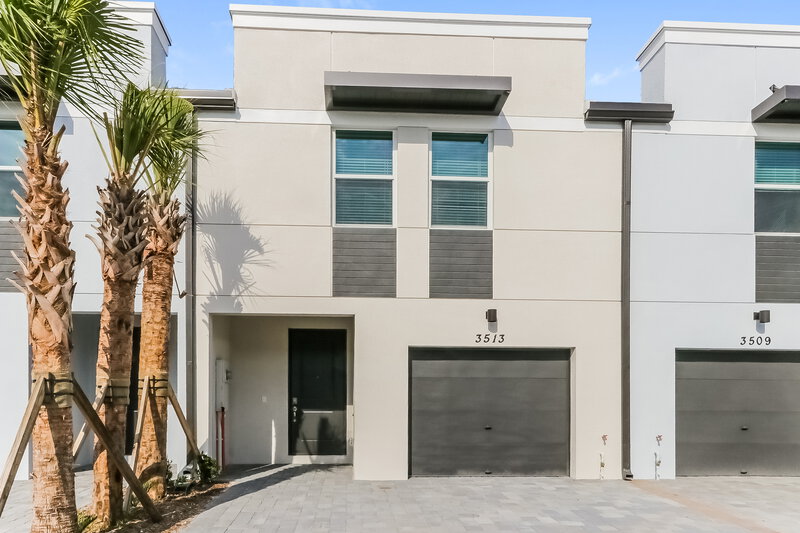 2,795/Mo, 3513 Joshua Tree St Palm Springs, FL 33461 Front View