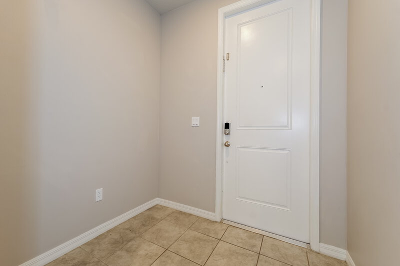 2,575/Mo, 3533 Joshua Tree St Palm Springs, FL 33461 Front Entrance View