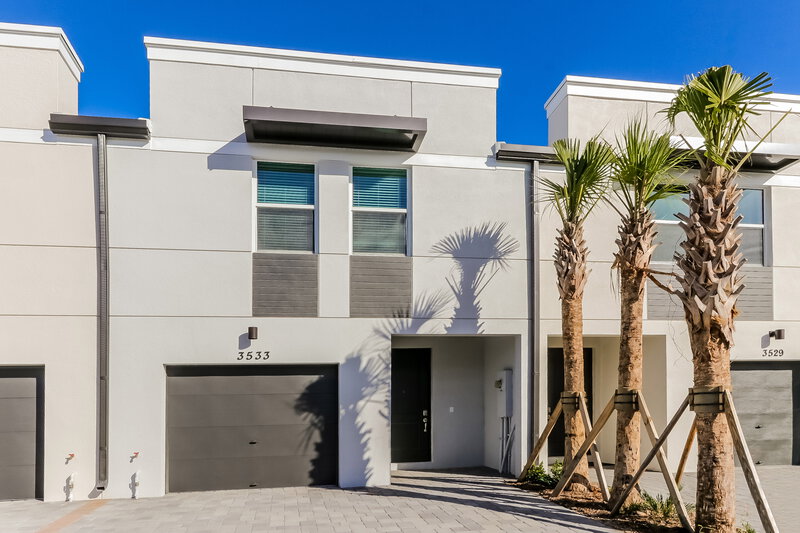2,720/Mo, 3533 Joshua Tree St Palm Springs, FL 33461 Misc View