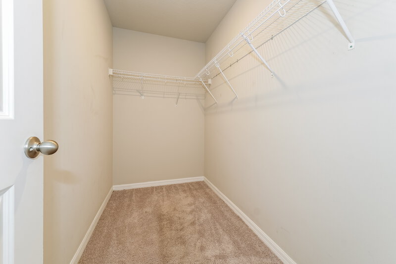 2,575/Mo, 3533 Joshua Tree St Palm Springs, FL 33461 Walk In Closet View