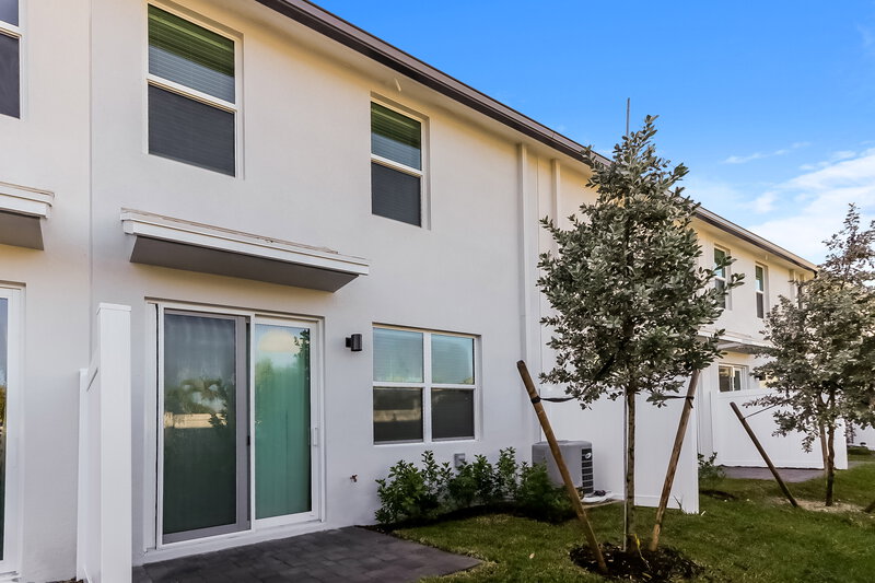 2,720/Mo, 3533 Joshua Tree St Palm Springs, FL 33461 Misc View 16