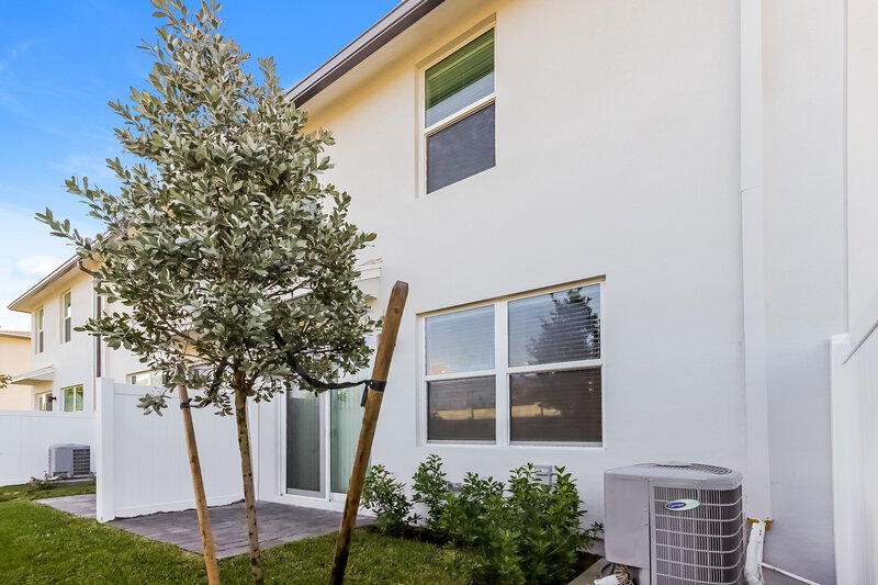 2,720/Mo, 3533 Joshua Tree St Palm Springs, FL 33461 Misc View 17