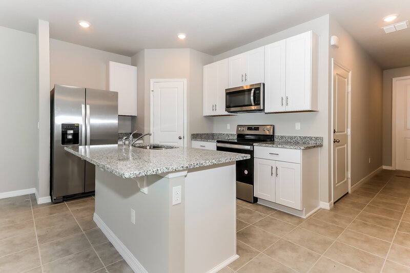 2,870/Mo, 3537 Joshua Tree St Palm Springs, FL 33461 Kitchen View