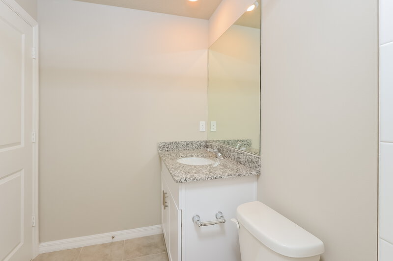 2,905/Mo, 3538 Joshua Tree St Palm Springs, FL 33461 Bathroom View
