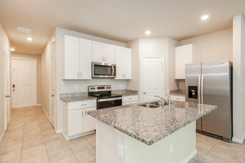 2,390/Mo, 3557 San Bernardino Way Palm Springs, FL 33461 Kitchen View