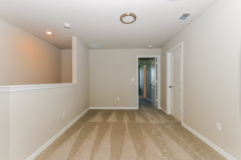 2,720/Mo, 4026 Hot Springs Ave Palm Springs, FL 33461 Loft View