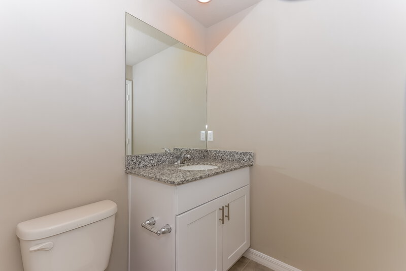 2,720/Mo, 4026 Hot Springs Ave Palm Springs, FL 33461 Bathroom View