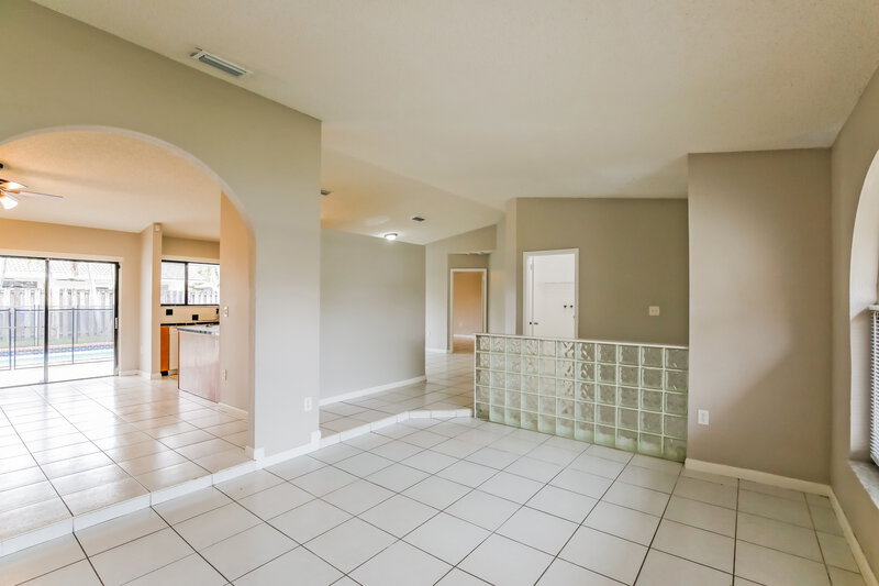 3,375/Mo, 15024 SW 144th Pl Miami, FL 33186 Living Room View 2