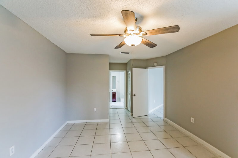 3,375/Mo, 15024 SW 144th Pl Miami, FL 33186 Main Bedroom View 2