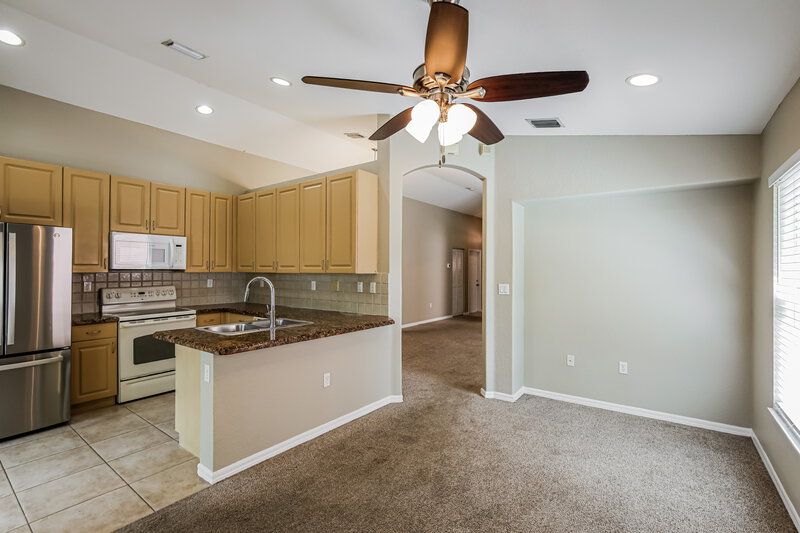 2,445/Mo, 1538 SE 20th Pl Homestead, FL 33035 Dining Room View 3