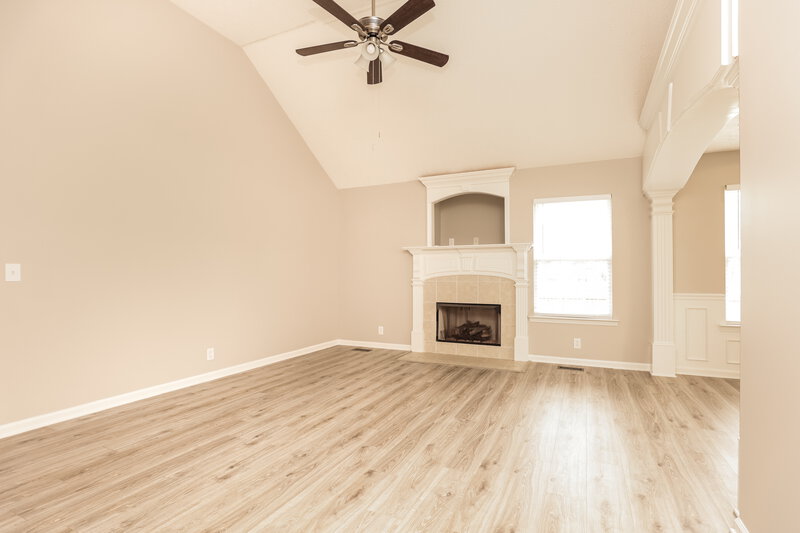 2,365/Mo, 214 Quanah Parker Trl Murfreesboro, TN 37127 Living Room View