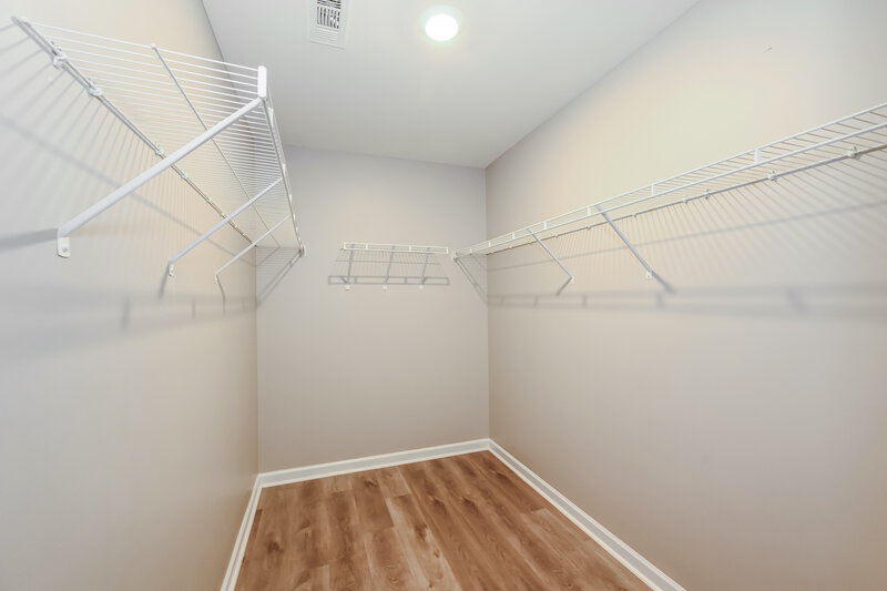 2,155/Mo, 3735 Burdette Way Murfreesboro, TN 37128 Walk In Closet View