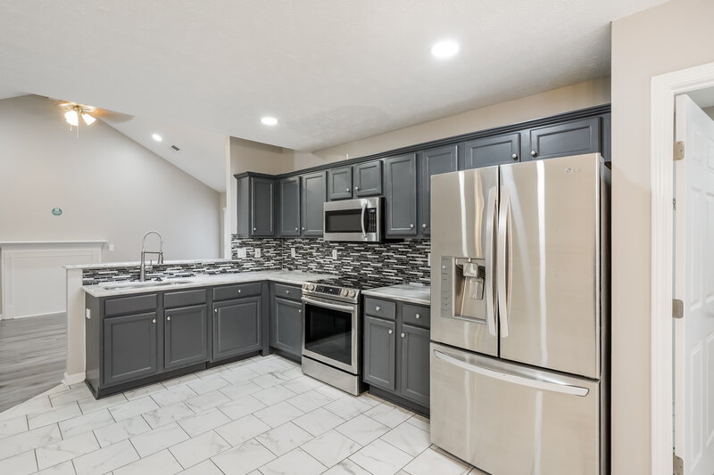 2,325/Mo, 2913 Bayshore Cv Antioch, TN 37013 Kitchen View