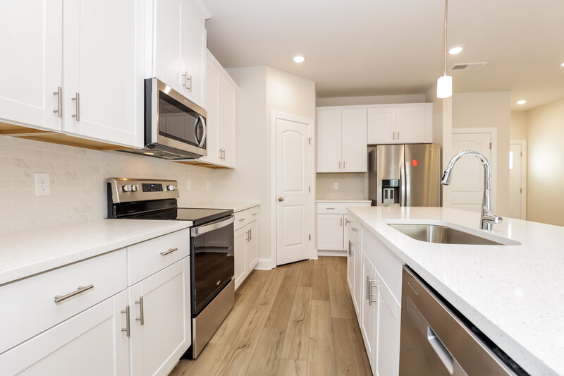 3,130/Mo, 1725 Tahoma Dr Lebanon, TN 37087 Kitchen View
