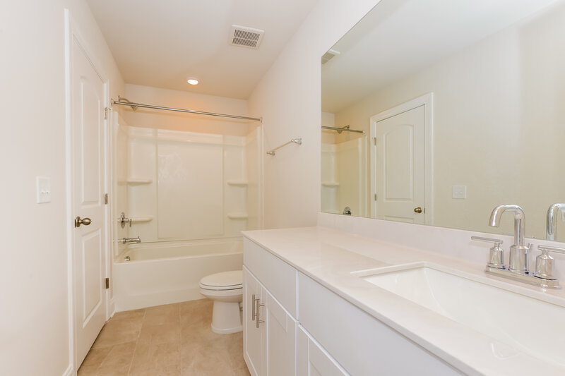 3,130/Mo, 1725 Tahoma Dr Lebanon, TN 37087 Bathroom View 2