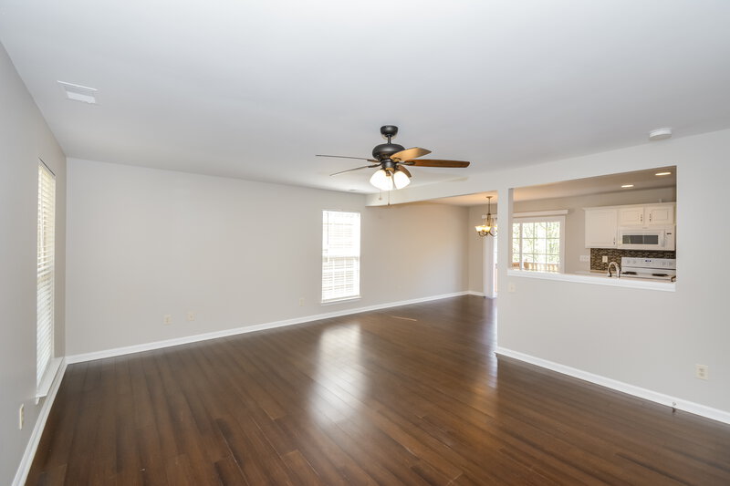 2,370/Mo, 7879 Rainey Dr Antioch, TN 37013 Living Room View