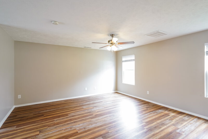 2,160/Mo, 5616 Dory Dr Antioch, TN 37013 Living Room View