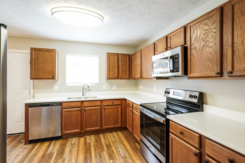 2,160/Mo, 5616 Dory Dr Antioch, TN 37013 Kitchen View 2