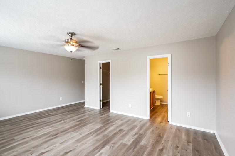 2,160/Mo, 5616 Dory Dr Antioch, TN 37013 Main Bedroom View 2