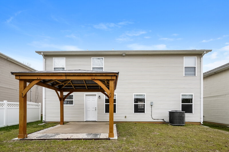 2,160/Mo, 5616 Dory Dr Antioch, TN 37013 Rear View