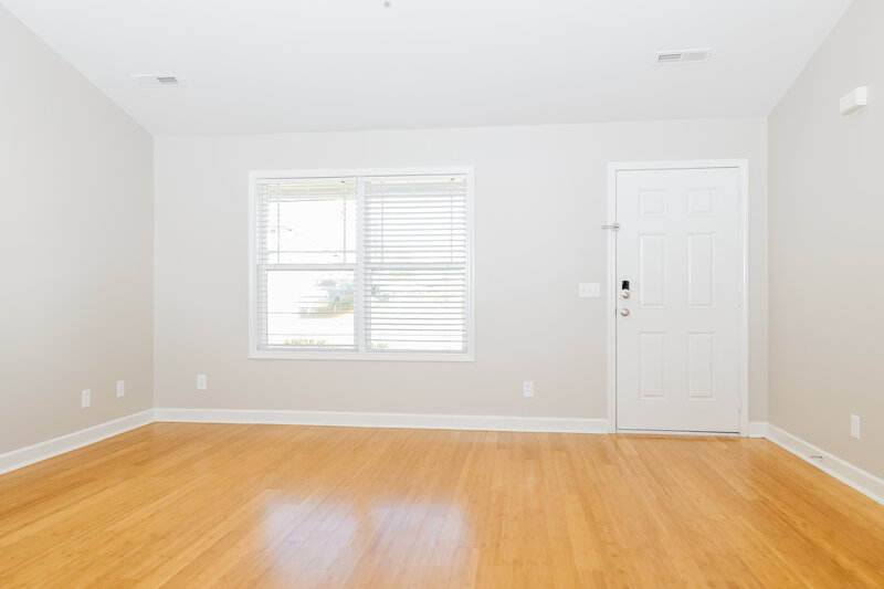 2,225/Mo, 4011 Nuthatch Rd Spring Hill, TN 37174 Living Room View