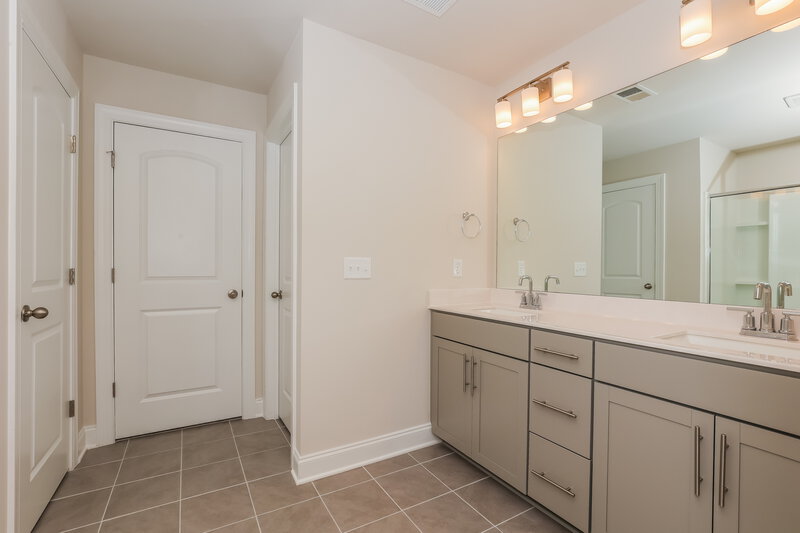 2,485/Mo, 3610 Mathewson Way Murfreesboro, TN 37128 Main Bathroom View 2