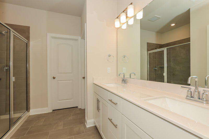 2,175/Mo, 3622 Mathewson Way Murfreesboro, TN 37128 Main Bathroom View