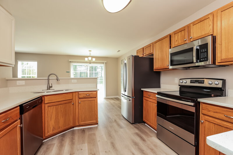 3,710/Mo, 4013 Cadence Dr Spring Hill, TN 37174 Kitchen View