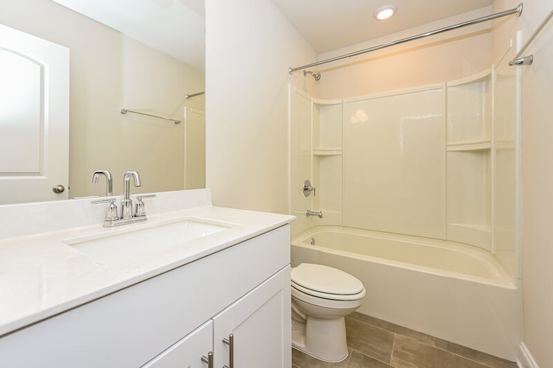 2,215/Mo, 7424 Blue Gable Rd Hermitage, TN 37076 Bathroom View