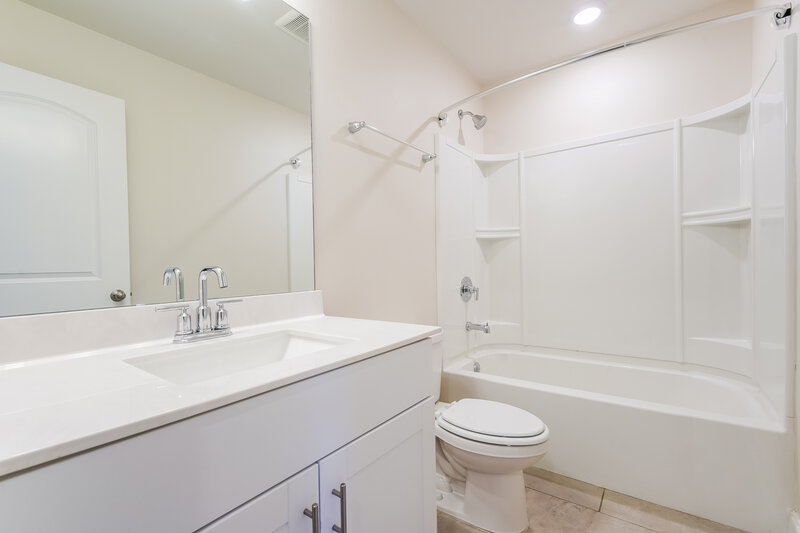 2,410/Mo, 7418 Blue Gable Rd Hermitage, TN 37076 Bathroom View