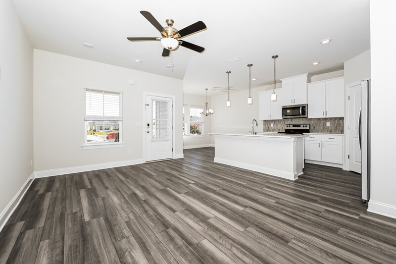 2,595/Mo, 1604 Espy Aly Hermitage, TN 37076 Living Room View 2