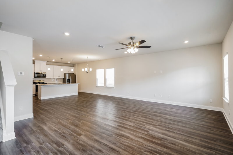 2,800/Mo, 7414 Blue Gable Rd Hermitage, TN 37076 Living Room View 2