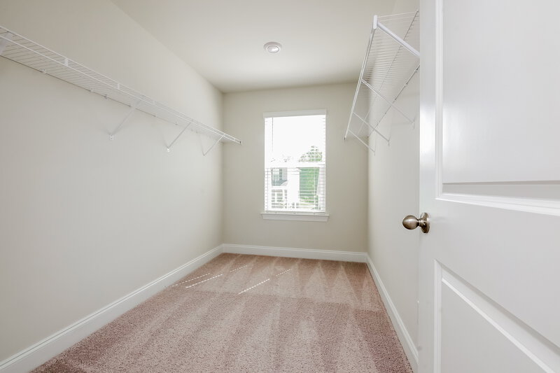 2,510/Mo, 7406 Blue Gable Rd Hermitage, TN 37076 Walk In Closet View