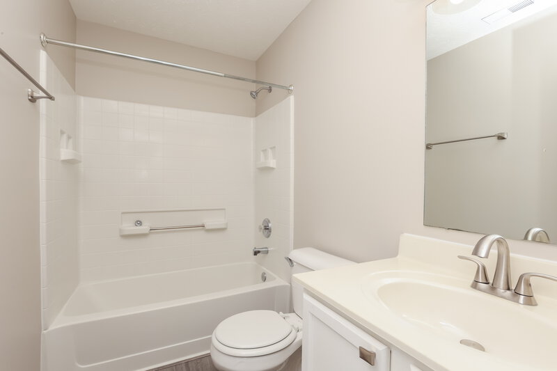 2,360/Mo, 2867 Park Knoll Dr Mount Juliet, TN 37122 Bathroom View 2
