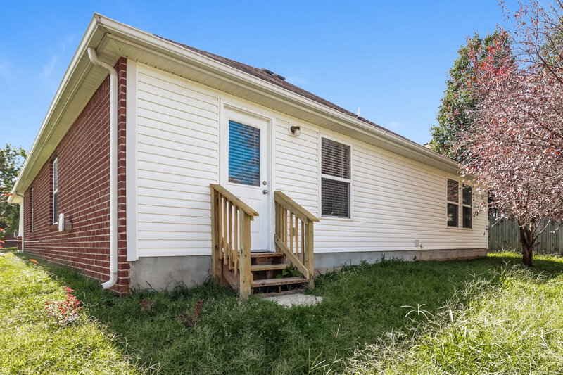 2,360/Mo, 2867 Park Knoll Dr Mount Juliet, TN 37122 Rear View