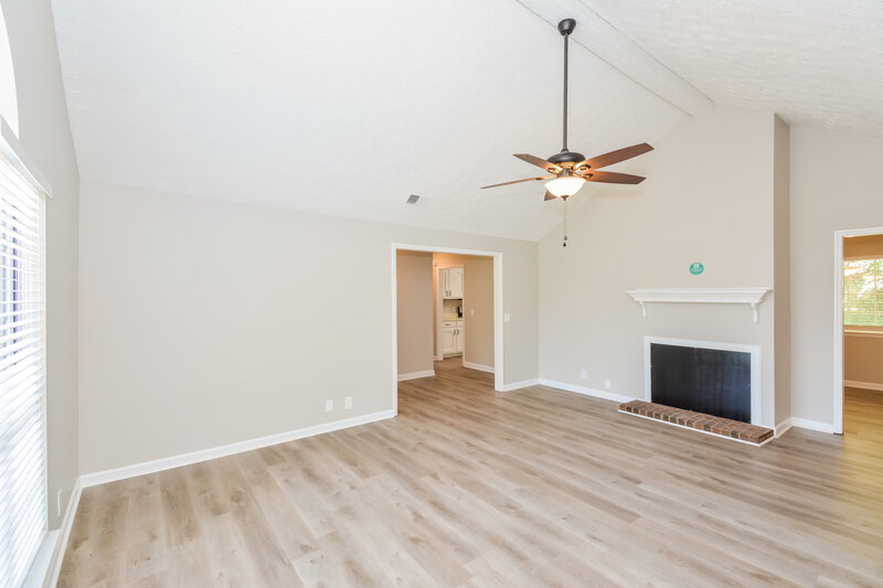 2,210/Mo, 4014 Sam Davis Rd Smyrna, TN 37167 Living Room View