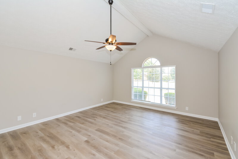 2,210/Mo, 4014 Sam Davis Rd Smyrna, TN 37167 Living Room View 2