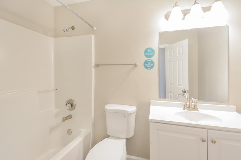 2,210/Mo, 4014 Sam Davis Rd Smyrna, TN 37167 Bathroom View
