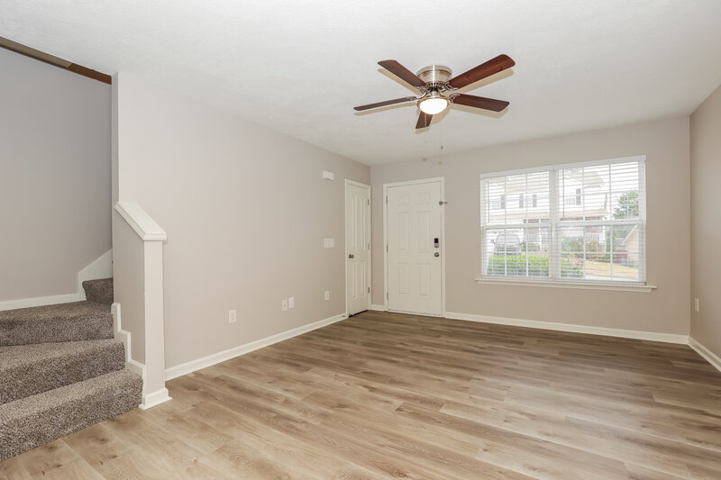 1,985/Mo, 1412 Priestshore Bay Antioch, TN 37013 Living Room View 2