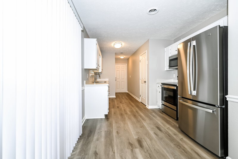 1,685/Mo, 2014 Penmar Dr La Vergne, TN 37086 Kitchen View 2