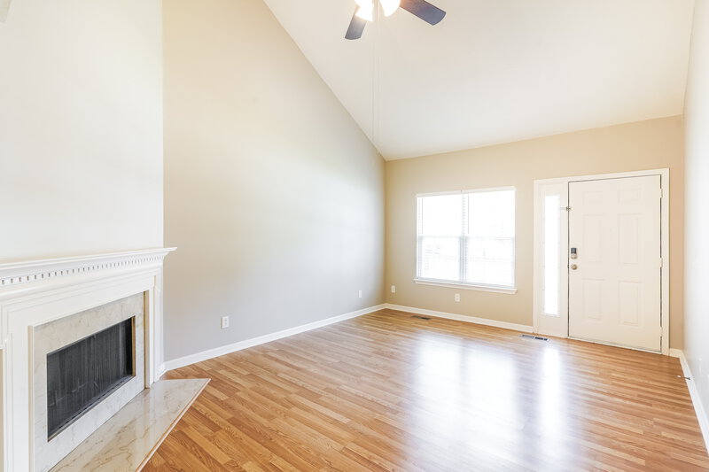 3,100/Mo, 3128 Barksdale Harbor Dr Nashville, TN 37214 Living Room View 2