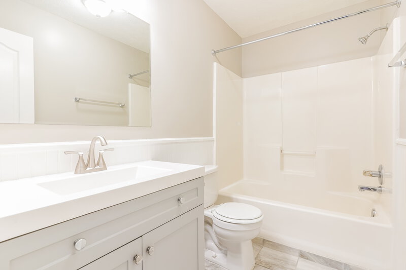 3,100/Mo, 3128 Barksdale Harbor Dr Nashville, TN 37214 Bathroom View