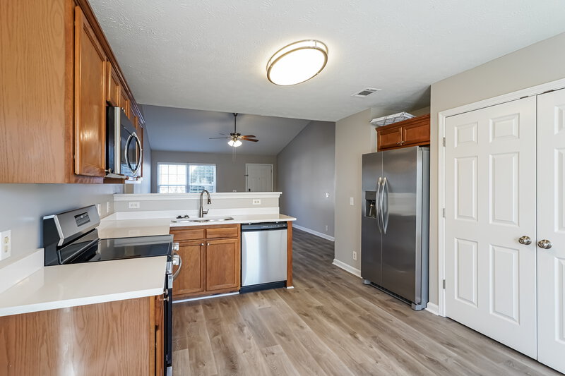 2,010/Mo, 7016 S Hampton Blvd Antioch, TN 37013 Misc View 6