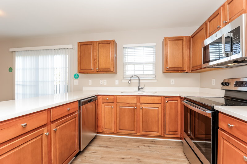 2,395/Mo, 3014 Commonwealth Dr Spring Hill, TN 37174 Kitchen View