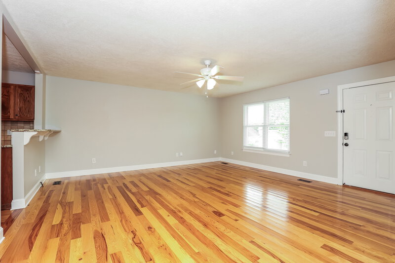 2,290/Mo, 1789 North Cv Murfreesboro, TN 37129 Living Room View 2