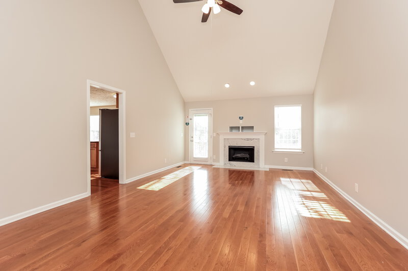 3,150/Mo, 7136 Legacy Dr Antioch, TN 37013 Living Room View 2