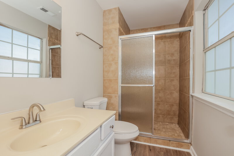 2,195/Mo, 171 Sumner Meadows Ln Hendersonville, TN 37075 Main Bathroom View