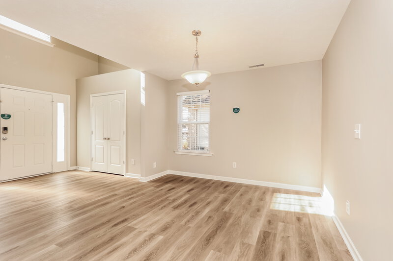 3,310/Mo, 2805 Windcrest Trl Antioch, TN 37013 Dining Room View