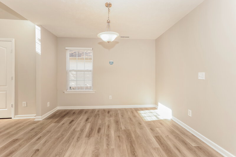3,310/Mo, 2805 Windcrest Trl Antioch, TN 37013 Dining Room View 2